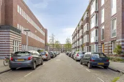 Amsterdam, Cornelis Dirkszstraat 11 D-28