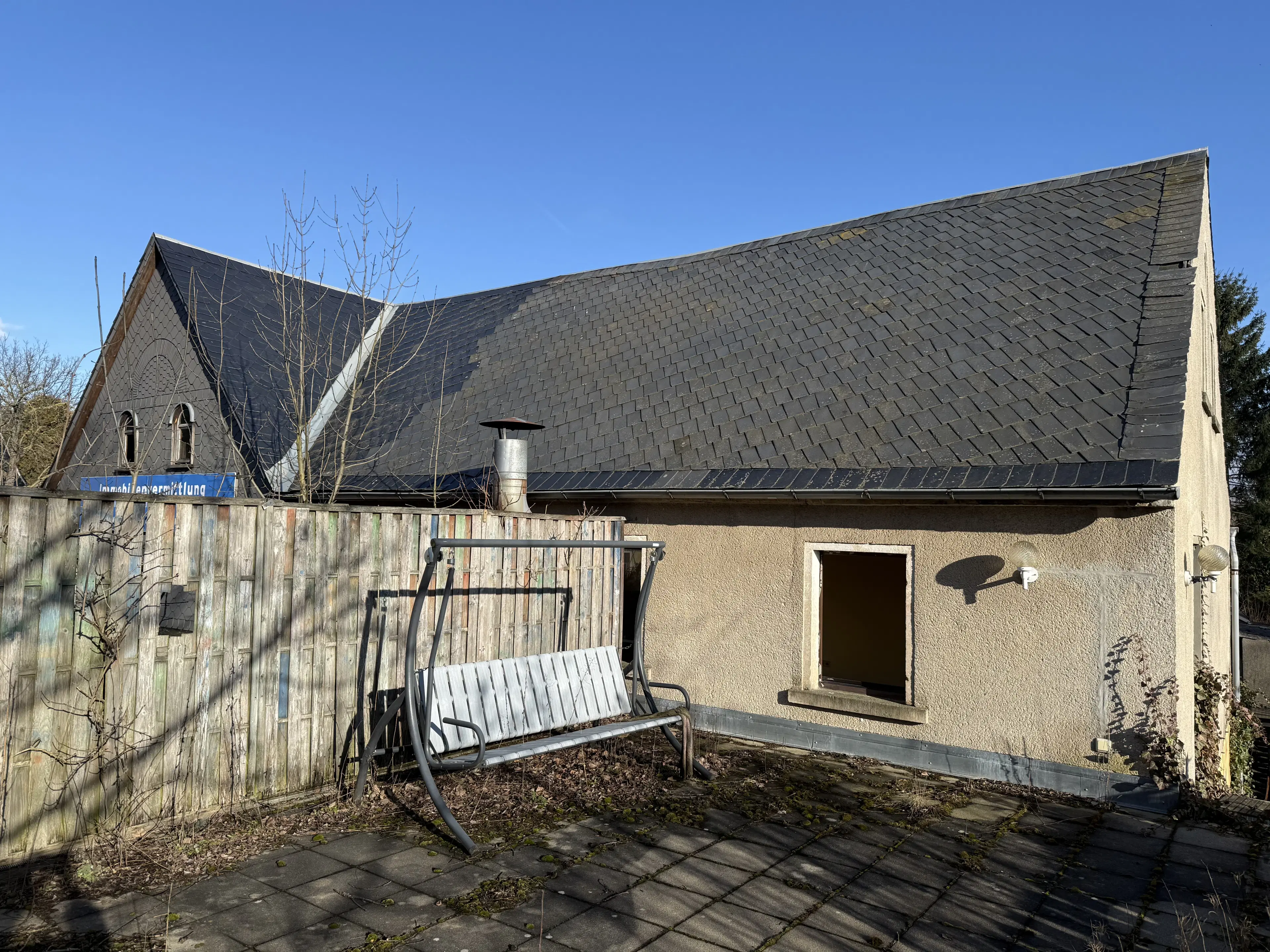 Gastronomie met 2 appartementen op perceel van 2.560 m² in Neukirch/Lausitz, Dresden - Duitsland