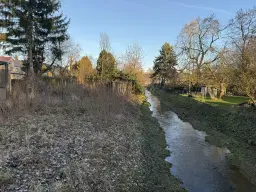 Gastronomie met 2 appartementen op perceel van 2.560 m² in Neukirch/Lausitz, Dresden - Duitsland