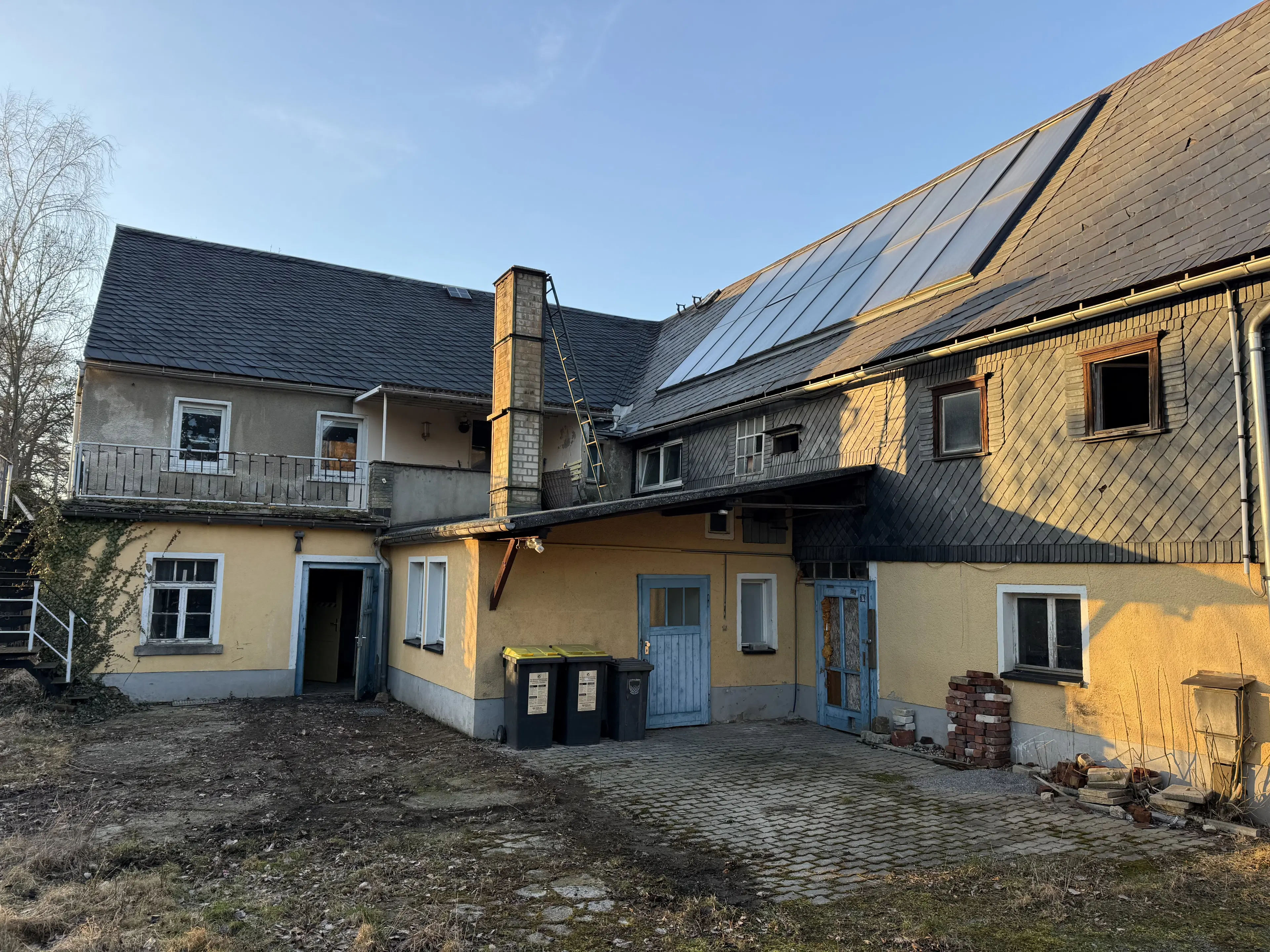 Gastronomie met 2 appartementen op perceel van 2.560 m² in Neukirch/Lausitz, Dresden - Duitsland