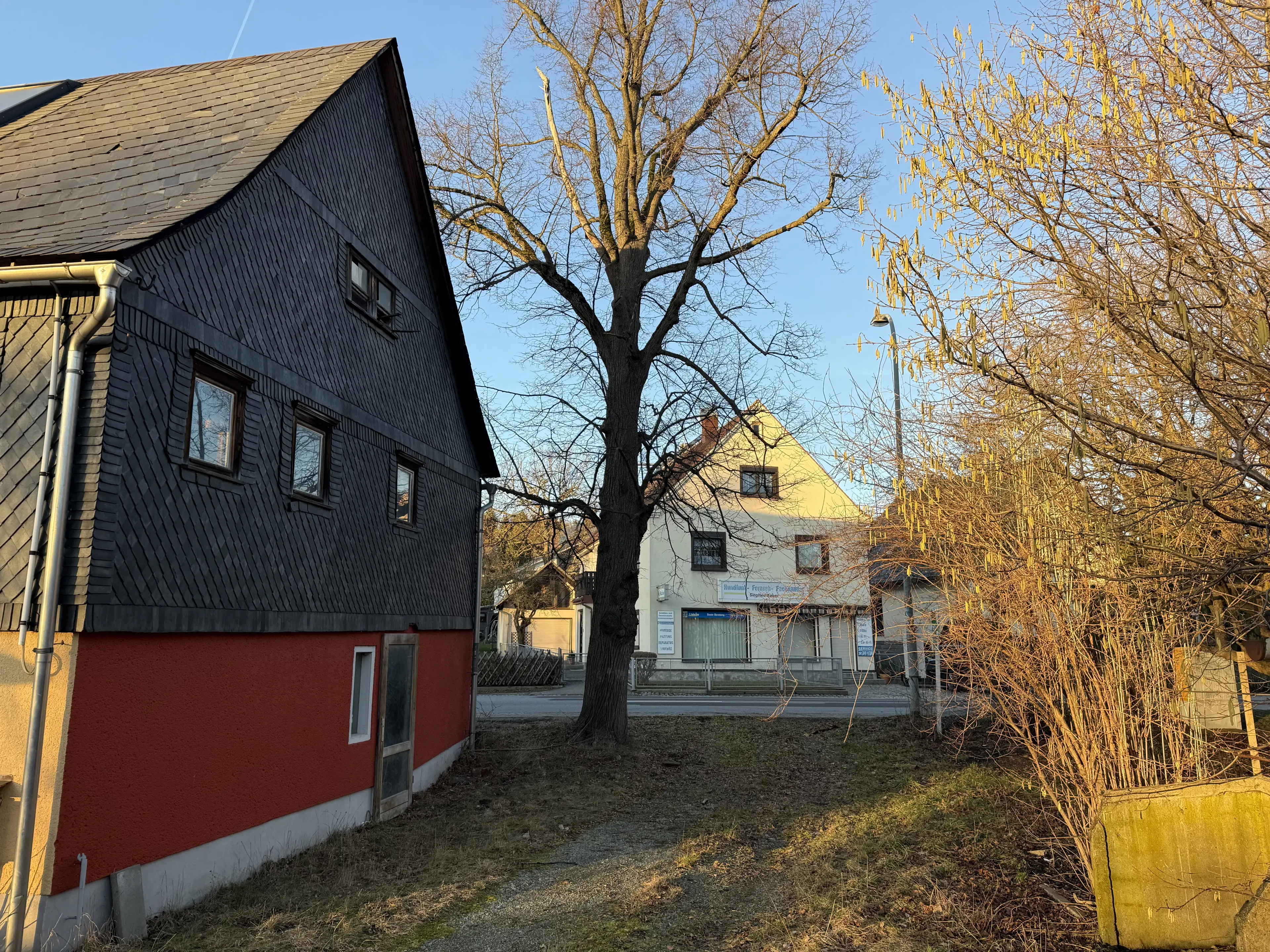 Gastronomie met 2 appartementen op perceel van 2.560 m² in Neukirch/Lausitz, Dresden - Duitsland