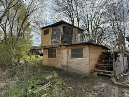 Idyllisch 3-zijdig landgoed op perceel van 4.180 m² in Zettlitz - Duitsland