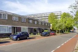 Leeuwarden, Brandemeer 12