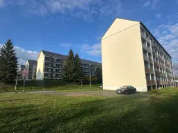60 appartementen / studio’s, bouwjaar 1988, 25 verhuurd (€ 82.800,= huur) - Markneukirchen - Duitsland