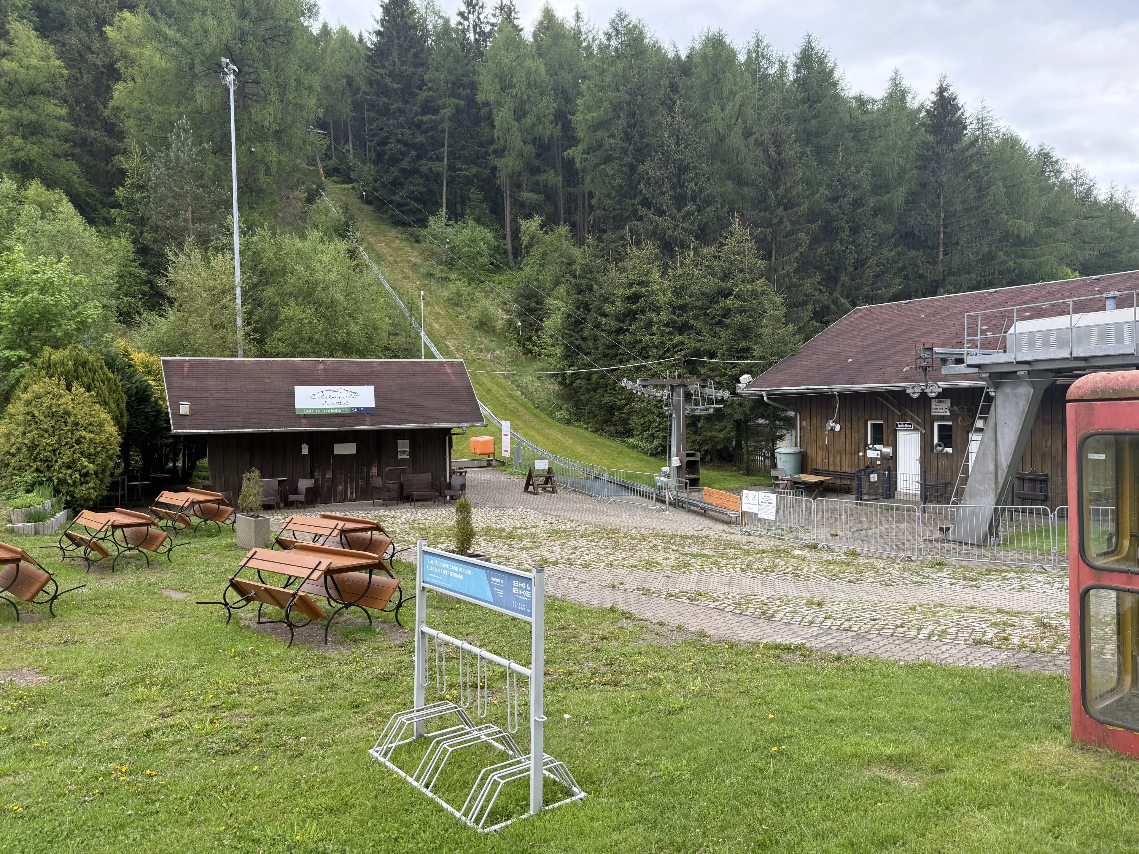 Beleggingsobject 12 eenheden met zonnepanelen in Katzhütte, Duitsland
