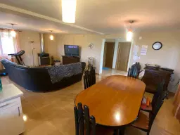 Degelijk gebouwd huis op 3.928 m² perceel in Valea Calugareasca, Judetul Prahova - Roemenië - 2008