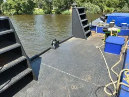 Ofi Barge 1, stalen duwbak te Zaandam