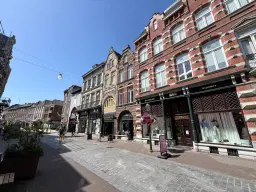 Roermond, Neerstraat 36 en 36 A