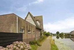 Nieuwerbrug aan den Rijn, Weijpoort 69 A