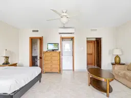 Appartement (A-15) gelegen in Tower Building van Rainbow Beach Club te Sint Maarten