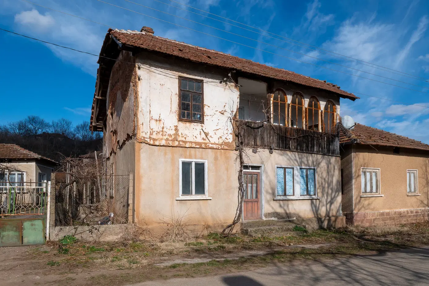 Huis met 431 m2 grond en bijgebouwen in Gyurgich (Vidin) - Bulgarije