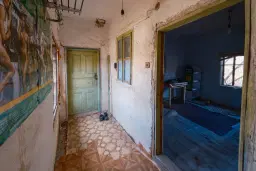 Huis met 431 m2 grond en bijgebouwen in Gyurgich (Vidin) - Bulgarije