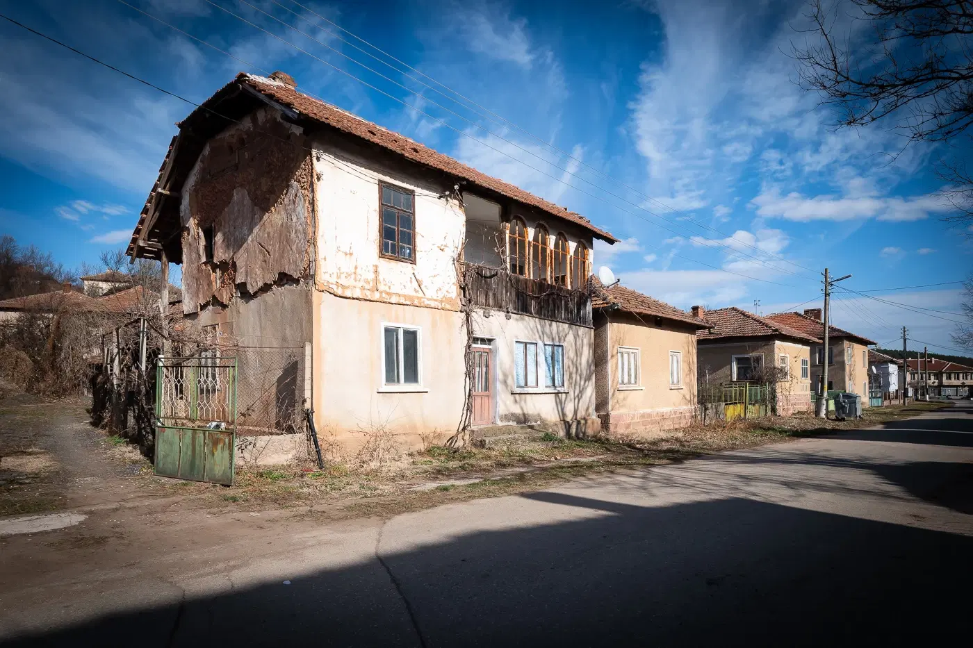 Huis met 431 m2 grond en bijgebouwen in Gyurgich (Vidin) - Bulgarije
