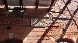 Villa op 1.8 ha perceel, tuin, bos, sauna, bron + bedrijf in Sonneberg - Duitsland