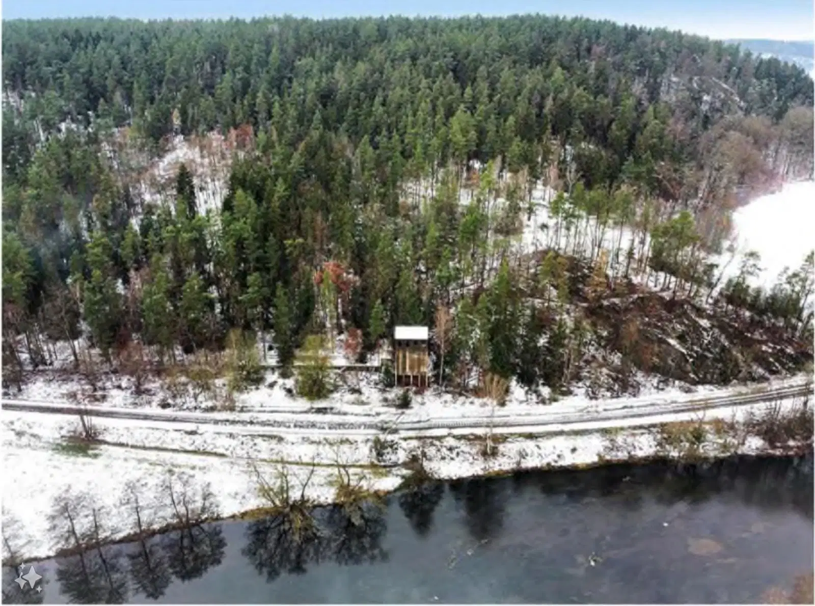 Vooroorlogse hoogbouw bunker op 3.341 m2 perceel in Greiz Thüringen - Duitsland