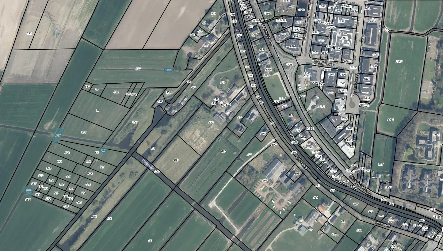 11 percelen agrarische grond