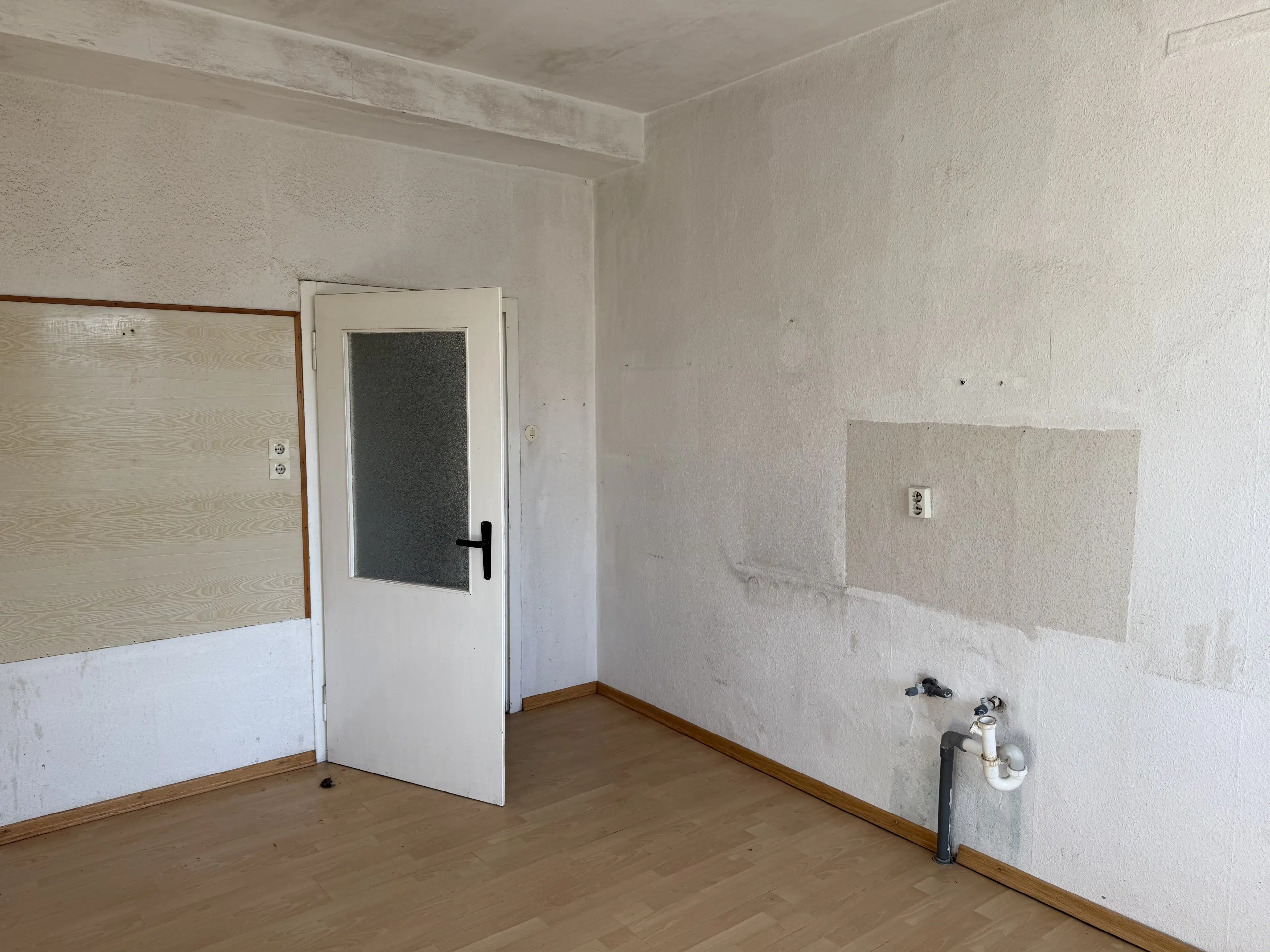 Beleggingsobject met 7 ruime appartementen en garages nabij Maagdenburg, Hamersleben - Duitsland