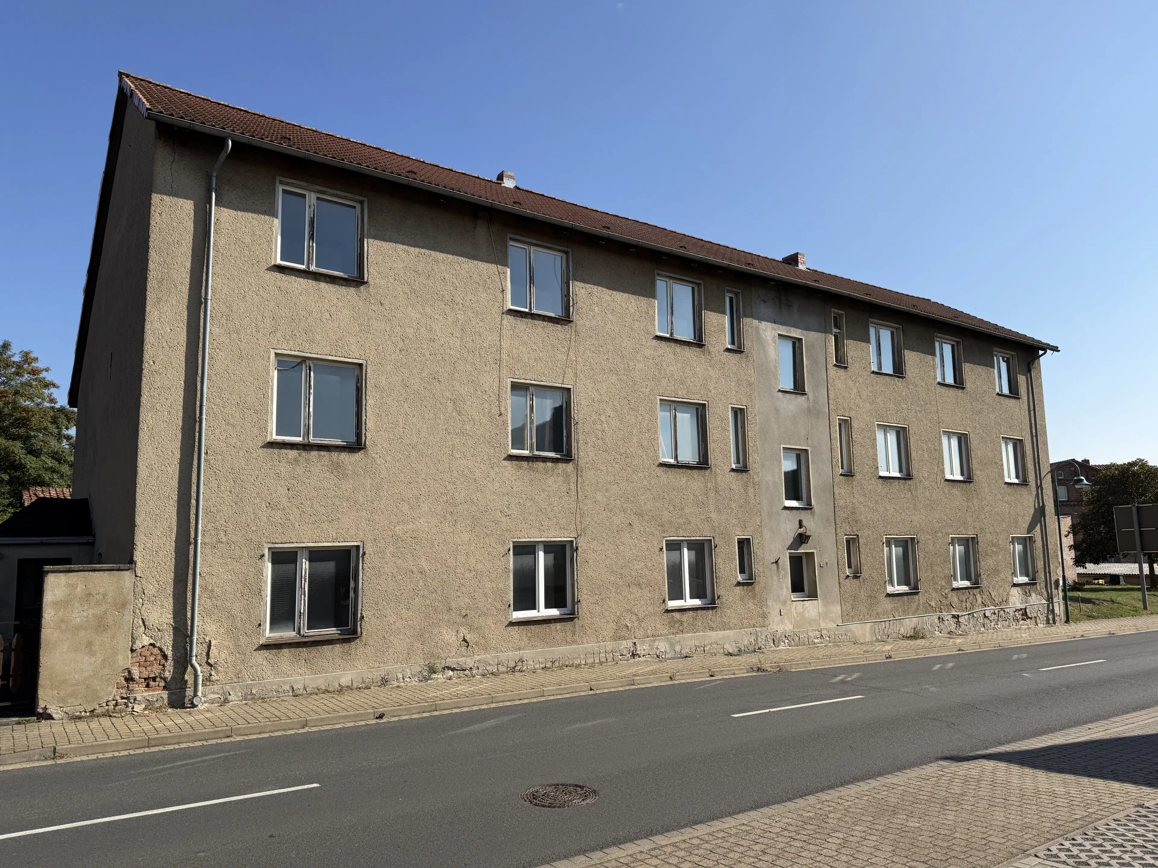 Beleggingsobject met 7 ruime appartementen en garages nabij Maagdenburg, Hamersleben - Duitsland