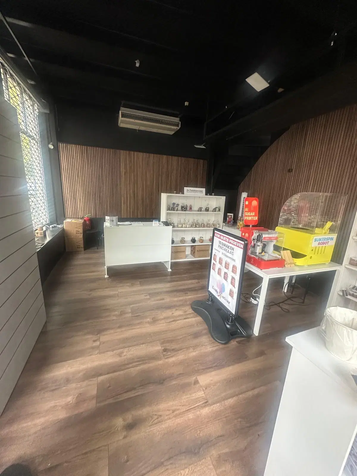 Delft, Brabantse Turfmarkt 94