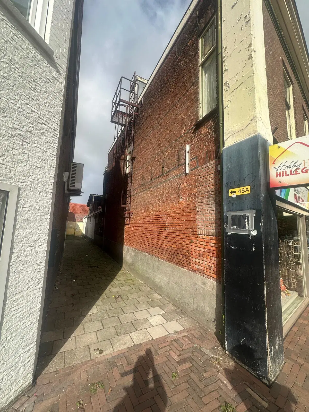 Hillegom, Hoofdstraat 48, 48A en 48B