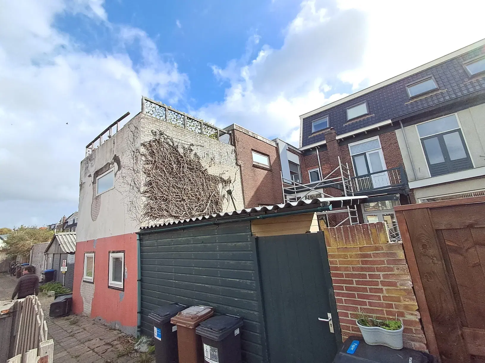 Hillegom, Weeresteinstraat 77 / Kortenbachstraat 1