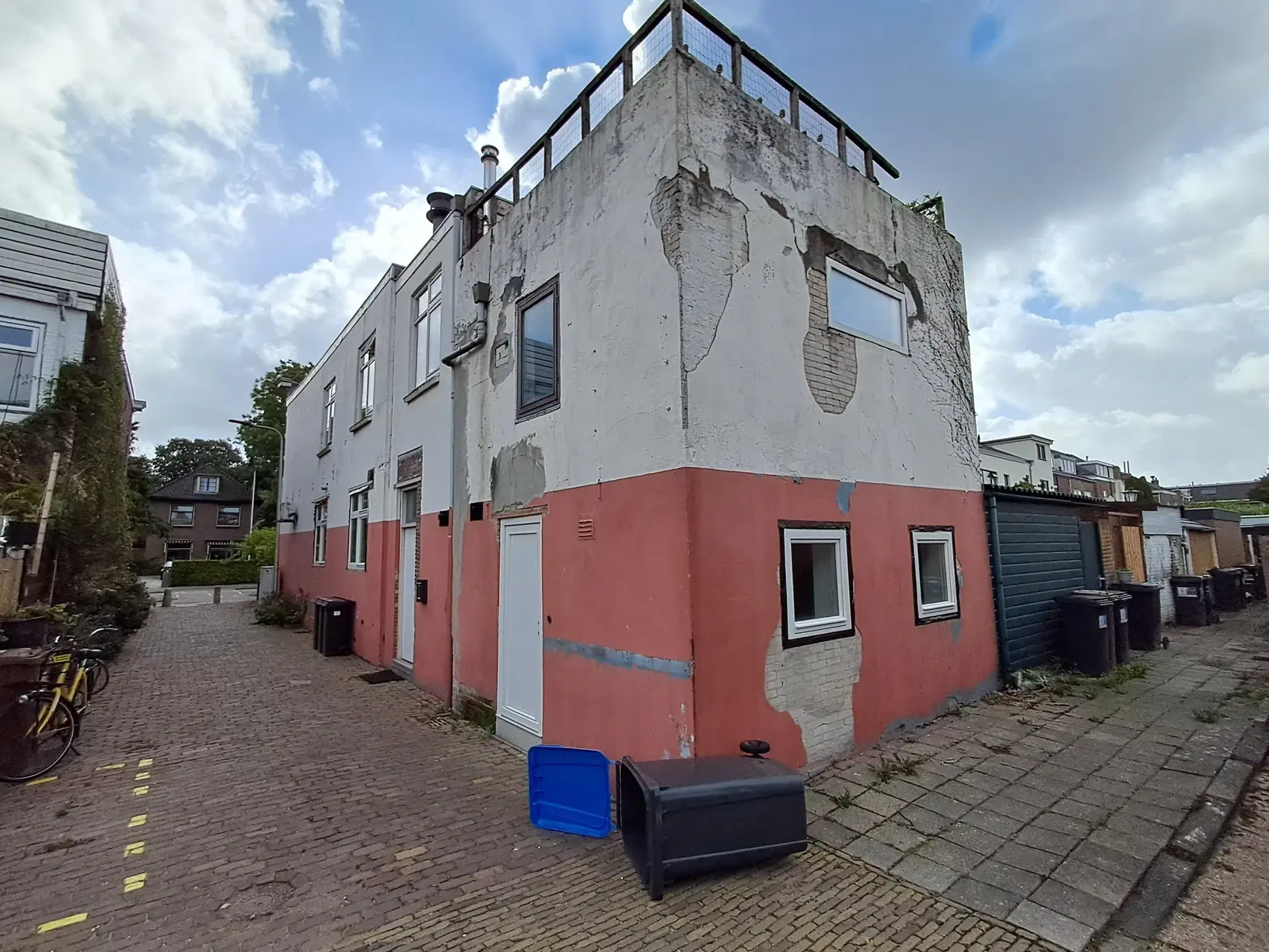 Hillegom, Weeresteinstraat 77 / Kortenbachstraat 1