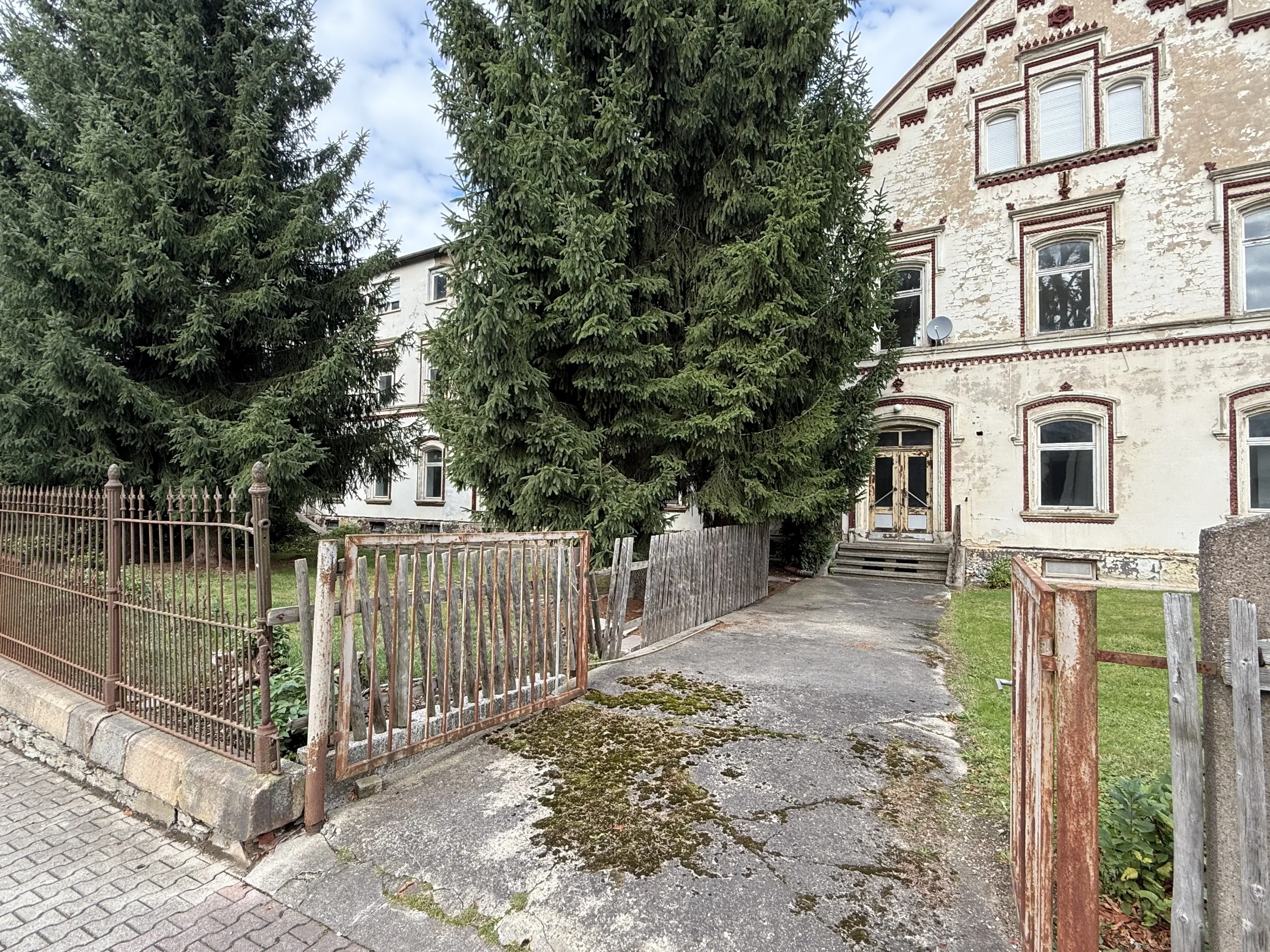 Beleggingsobject fabrikantenvilla in Mohlsdorf-Teichwolframsdorf, Thüringen - Duitsland