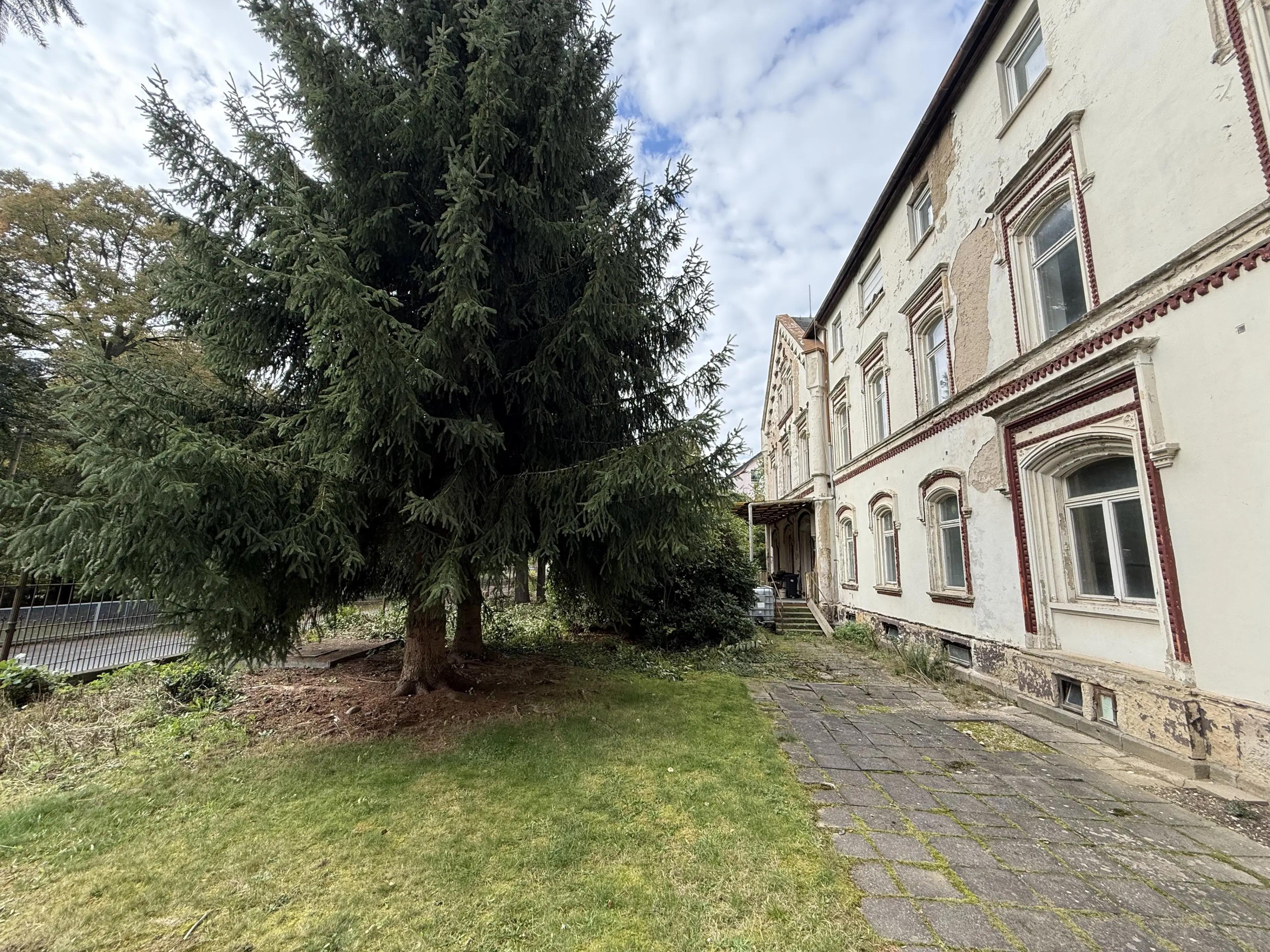 Beleggingsobject fabrikantenvilla in Mohlsdorf-Teichwolframsdorf, Thüringen - Duitsland