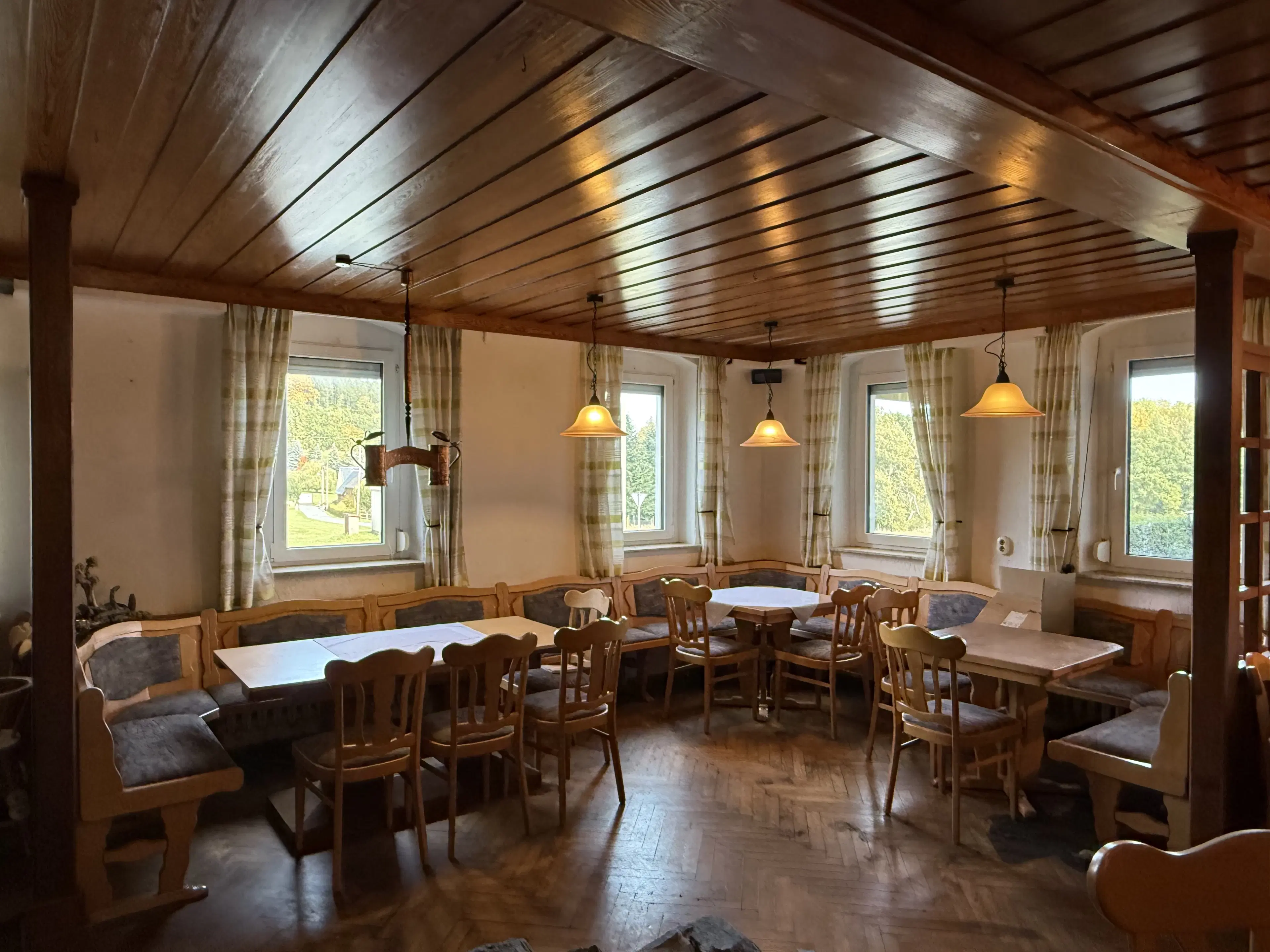 Hotel "Harry's Österreichische Hütte" met 13 kamers in Lawalde - Duitsland