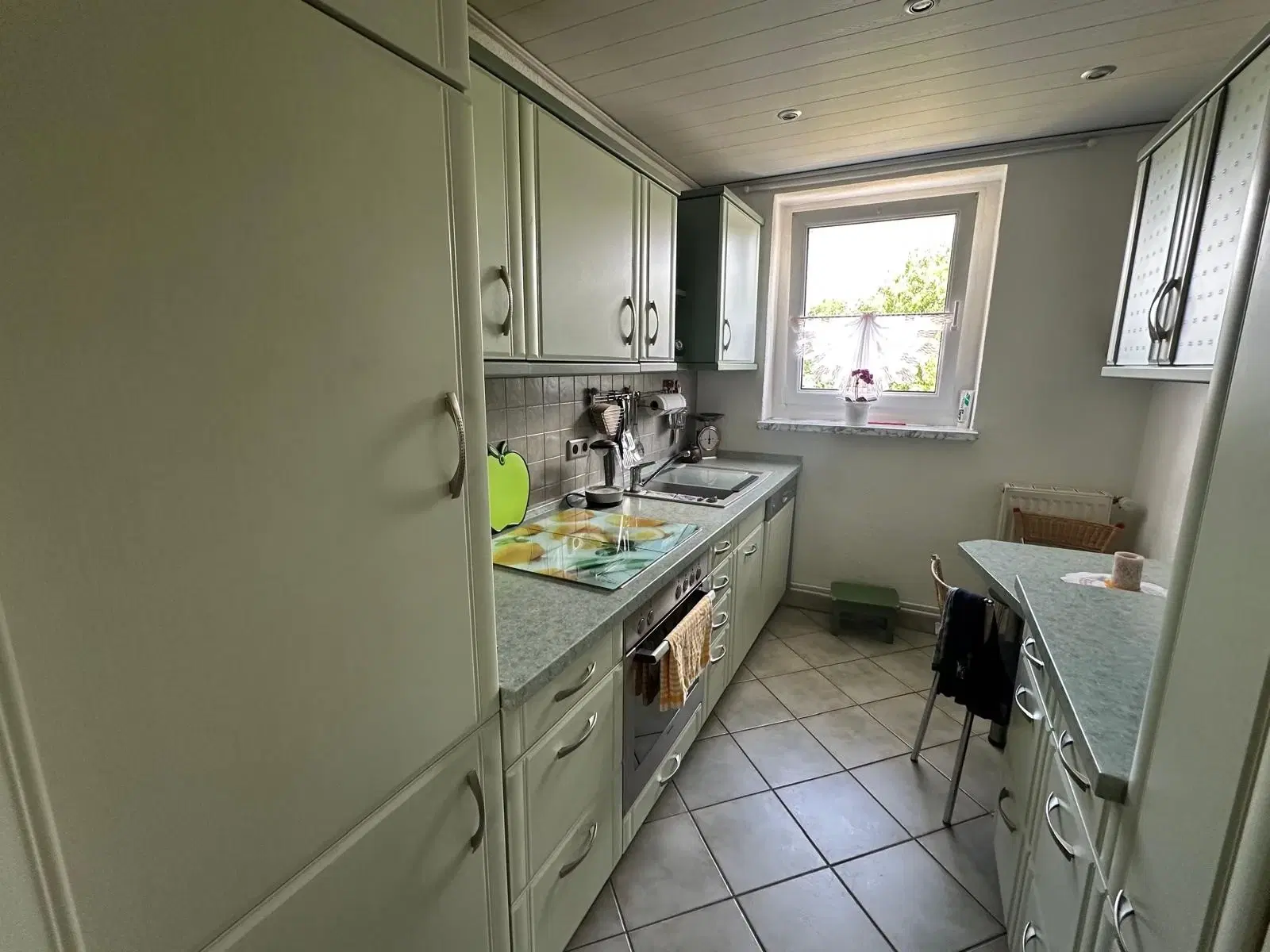 Beleggingsobject complex 12 appartementen + garages (€52.430,- huur, Energielabel B) Schönborn, Brandenburg - Duitsland