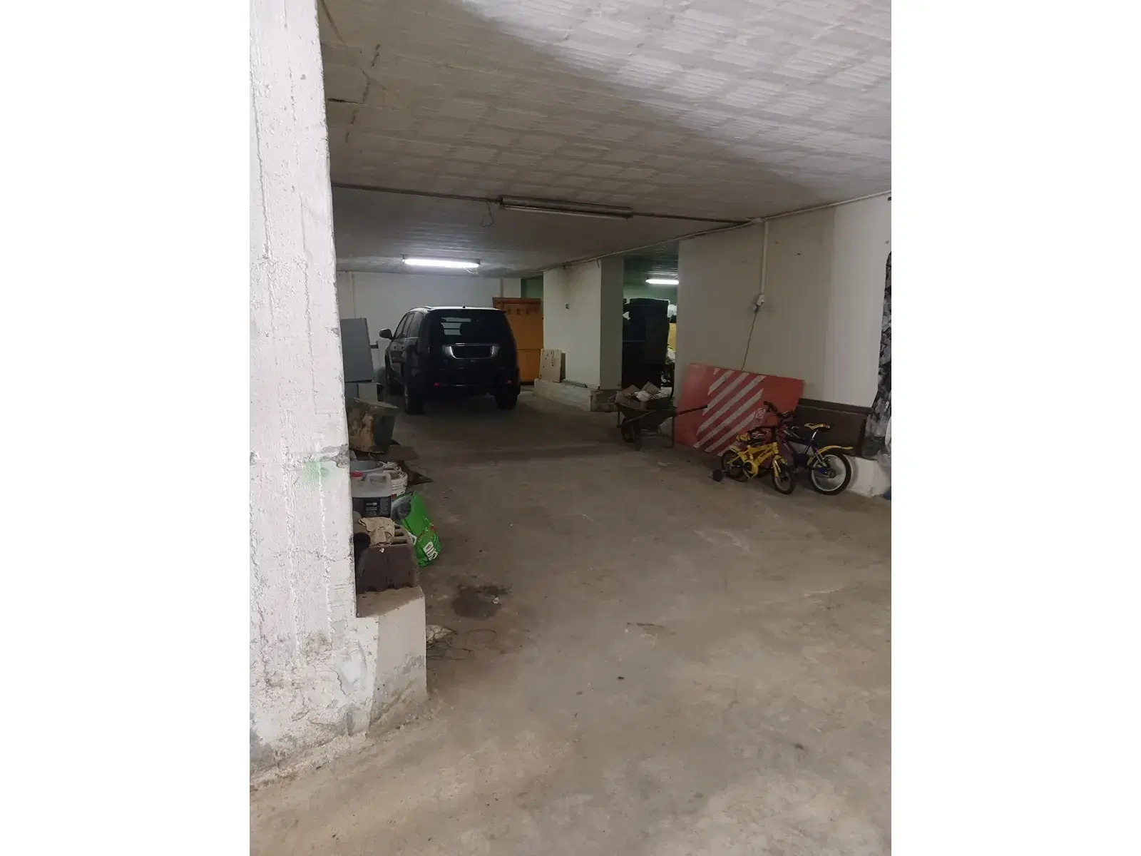 Privéonderhandeling – magazijn in Pesaro (PU) Loc. Zaak Bruciate - Italië