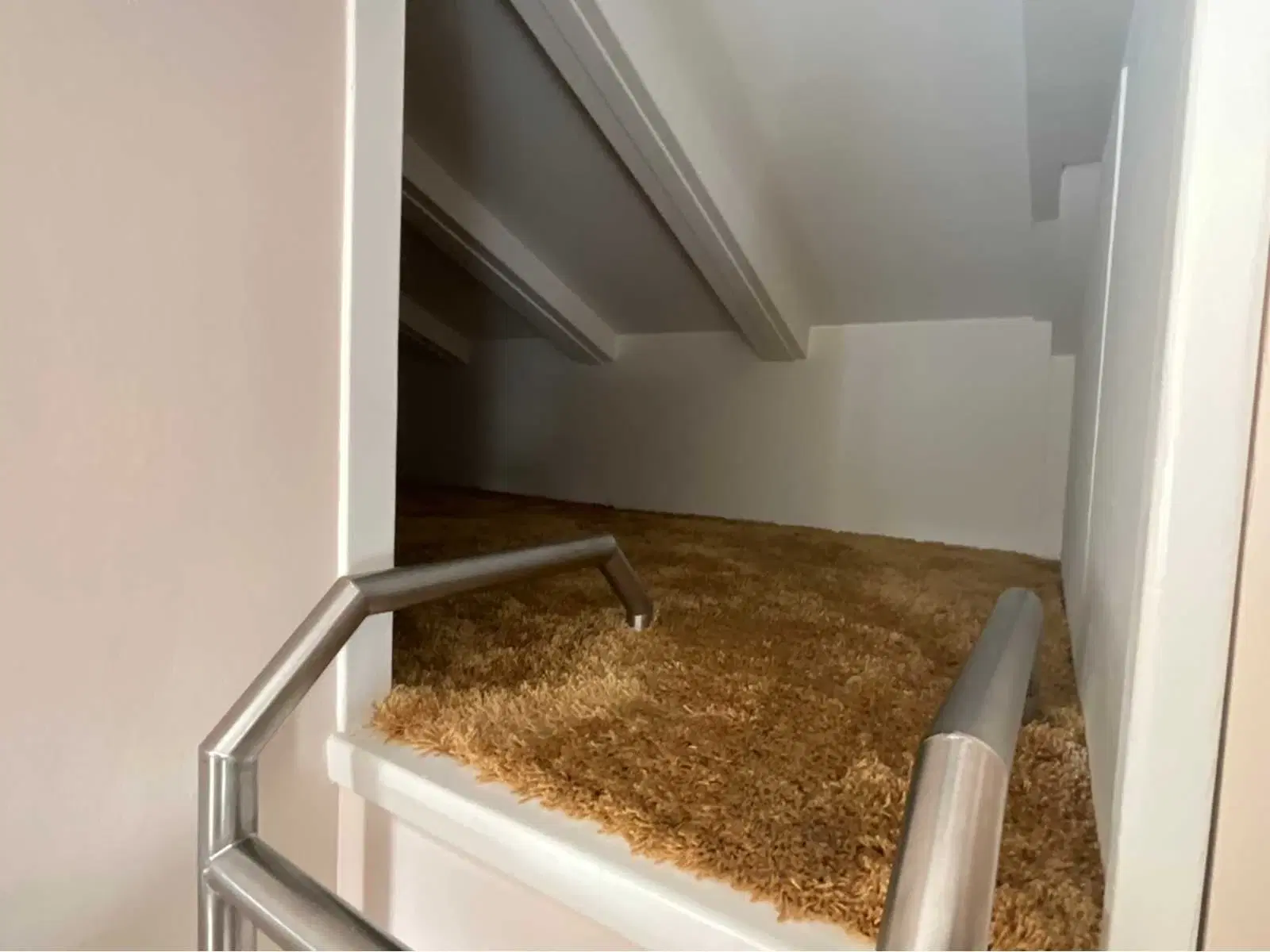 Moderne Woonboot / Woonark te Heeg