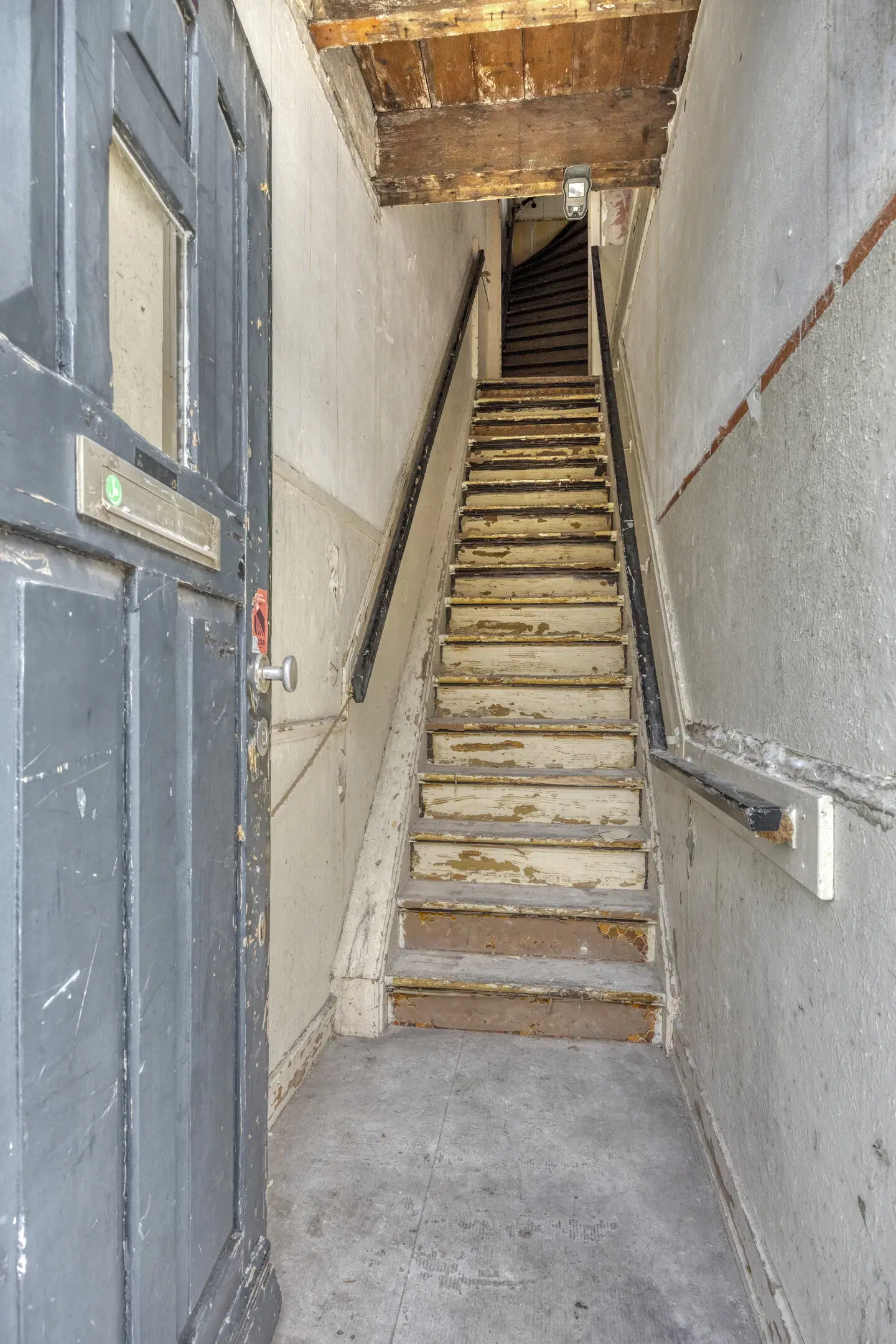 INSCHRIJVING | Rotterdam, Bovenstraat 127, 129 A/B en 131