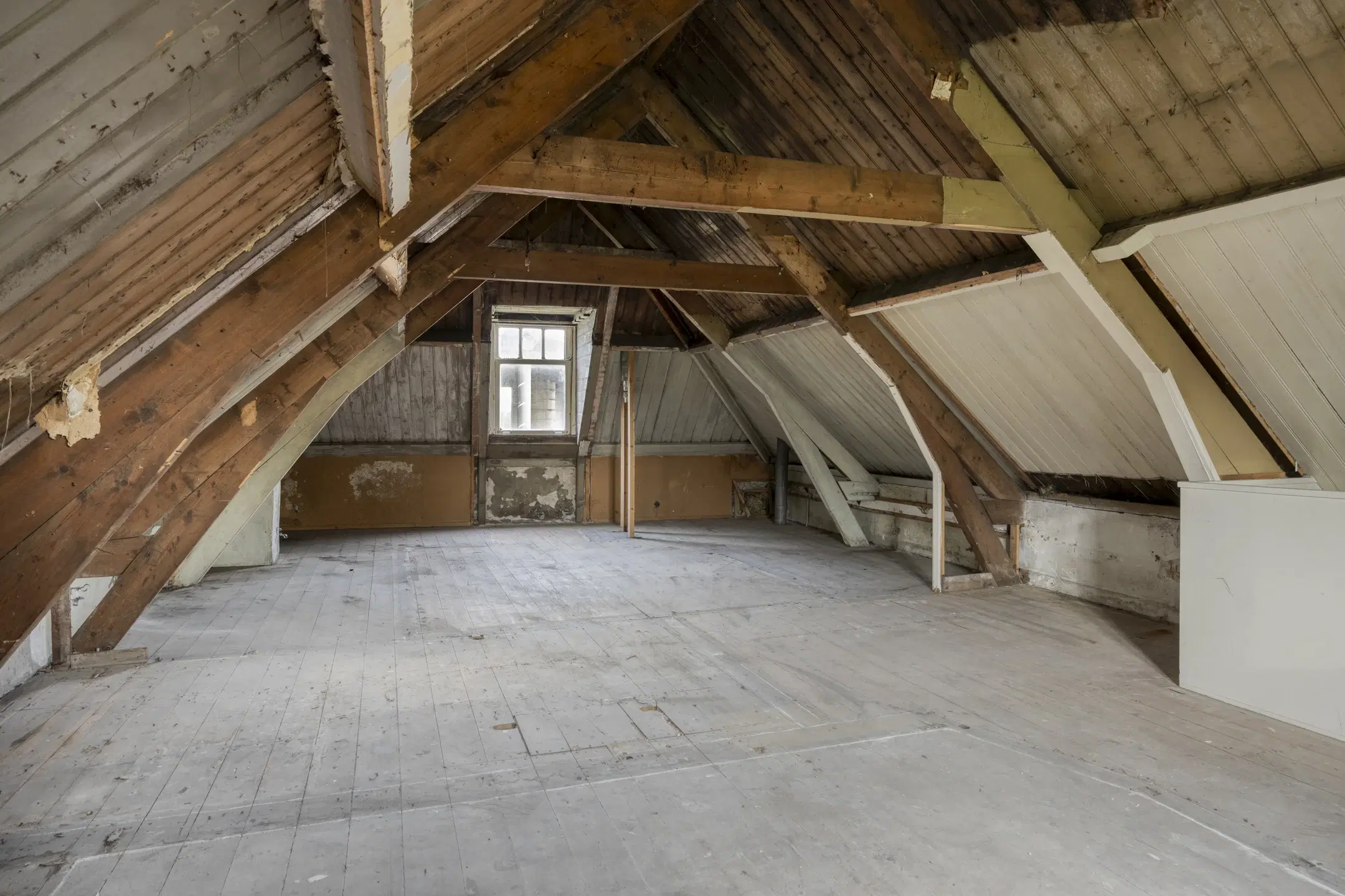 INSCHRIJVING | Rotterdam, Bovenstraat 127, 129 A/B en 131