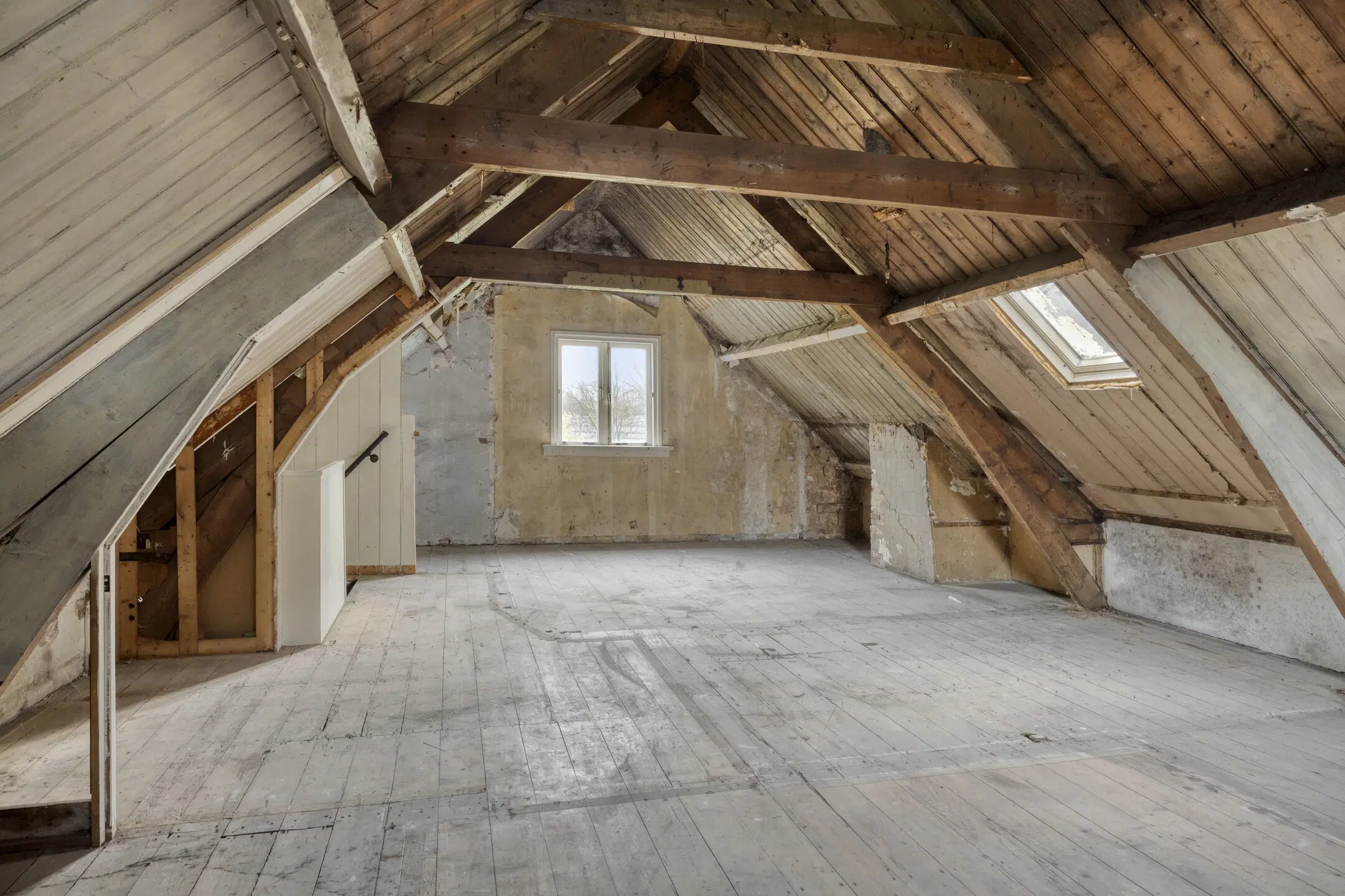 INSCHRIJVING | Rotterdam, Bovenstraat 127, 129 A/B en 131