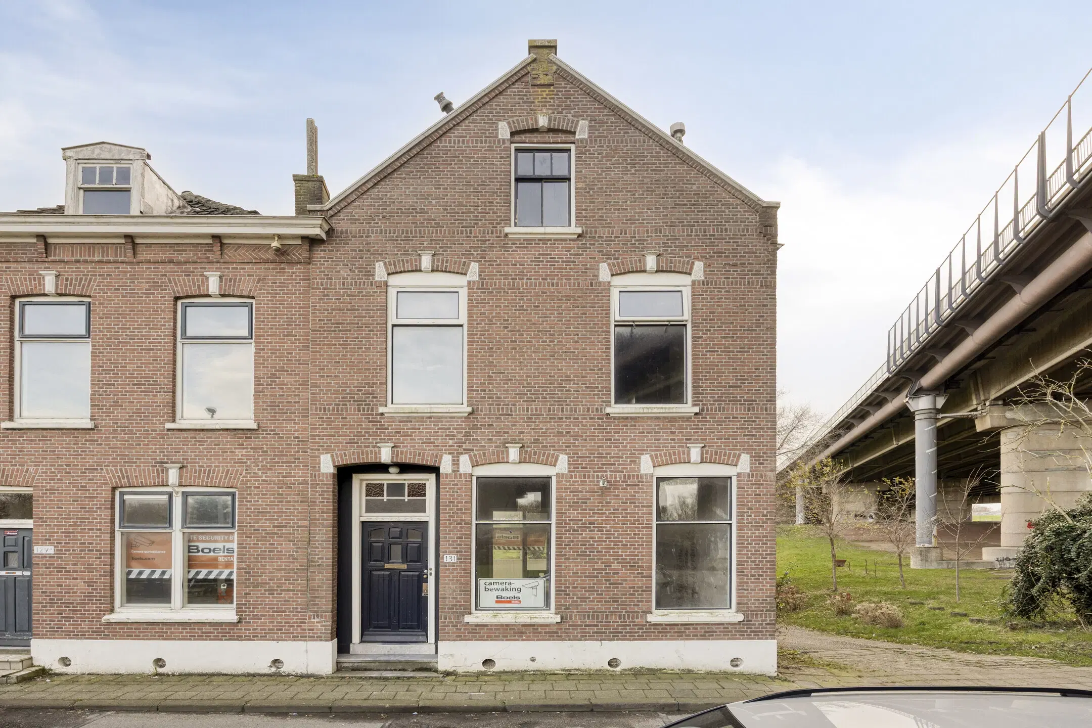 INSCHRIJVING | Rotterdam, Bovenstraat 127, 129 A/B en 131