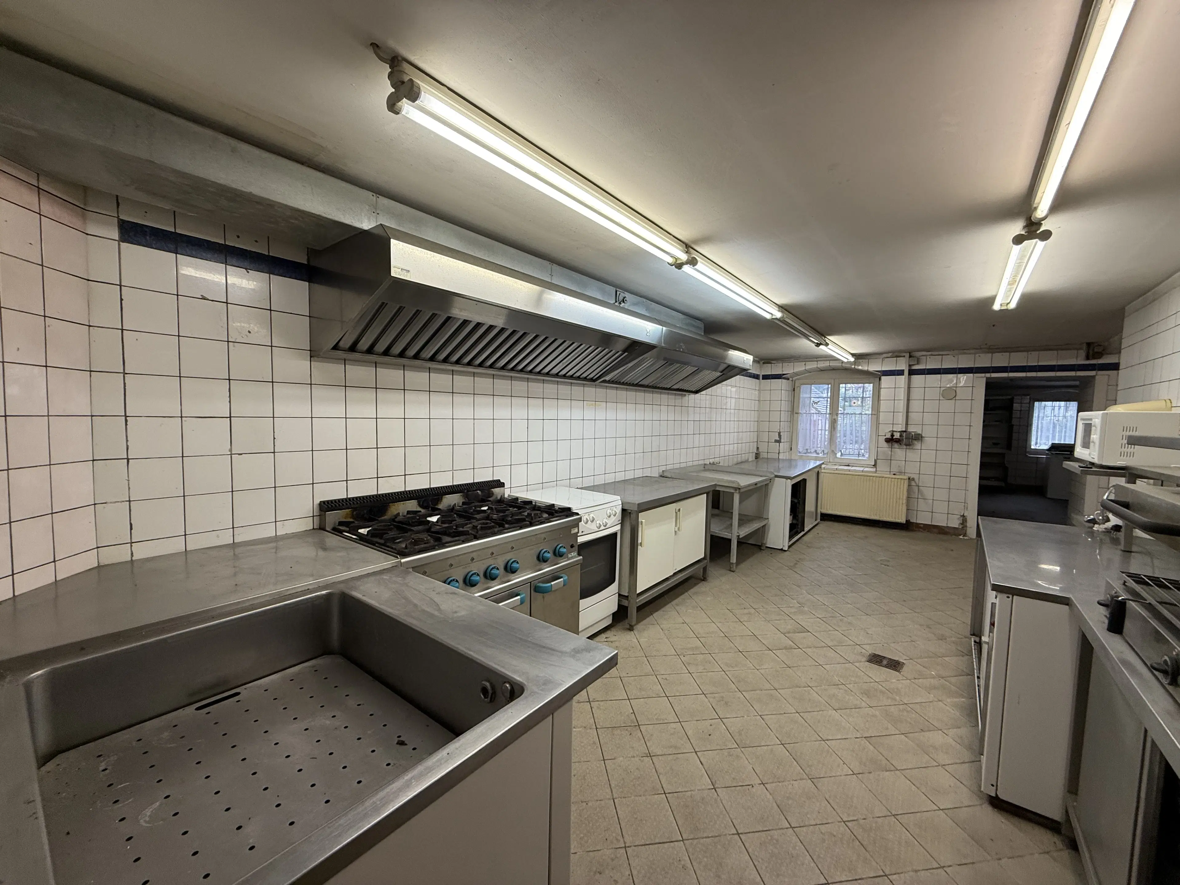 Horeca-object met zaal en kamers op 546 m² perceel in Bertsdorf-Hörnitz - Duitsland