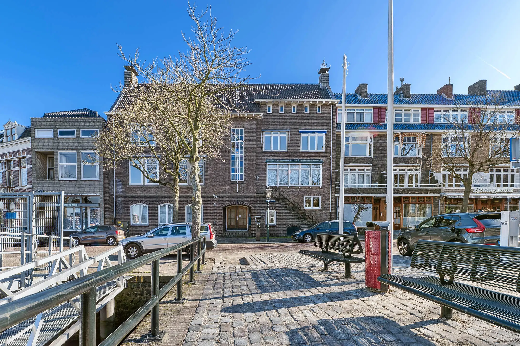 Dordrecht, Blauwpoortsplein 4
