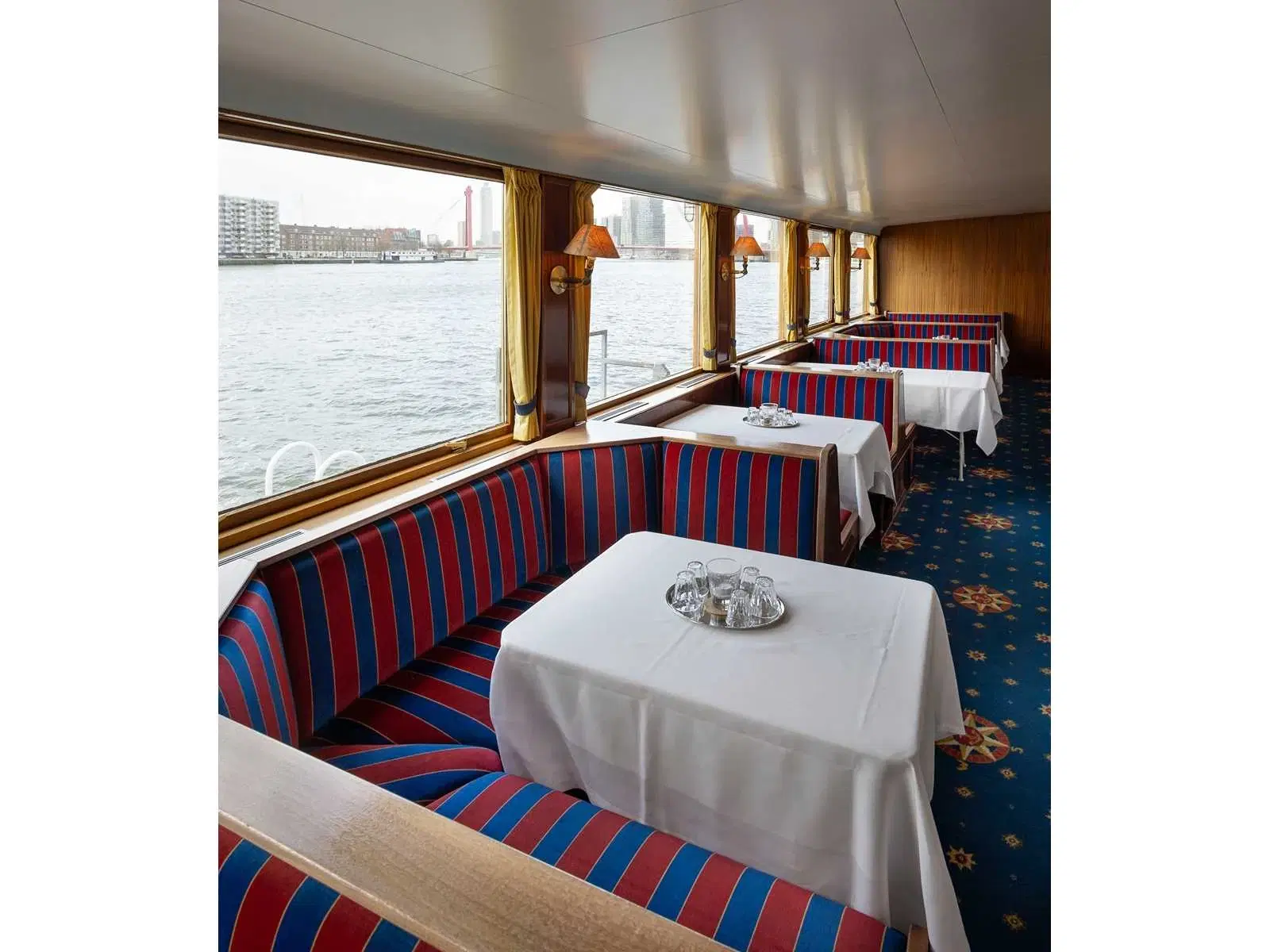 Raderstoomboot De Majesteit