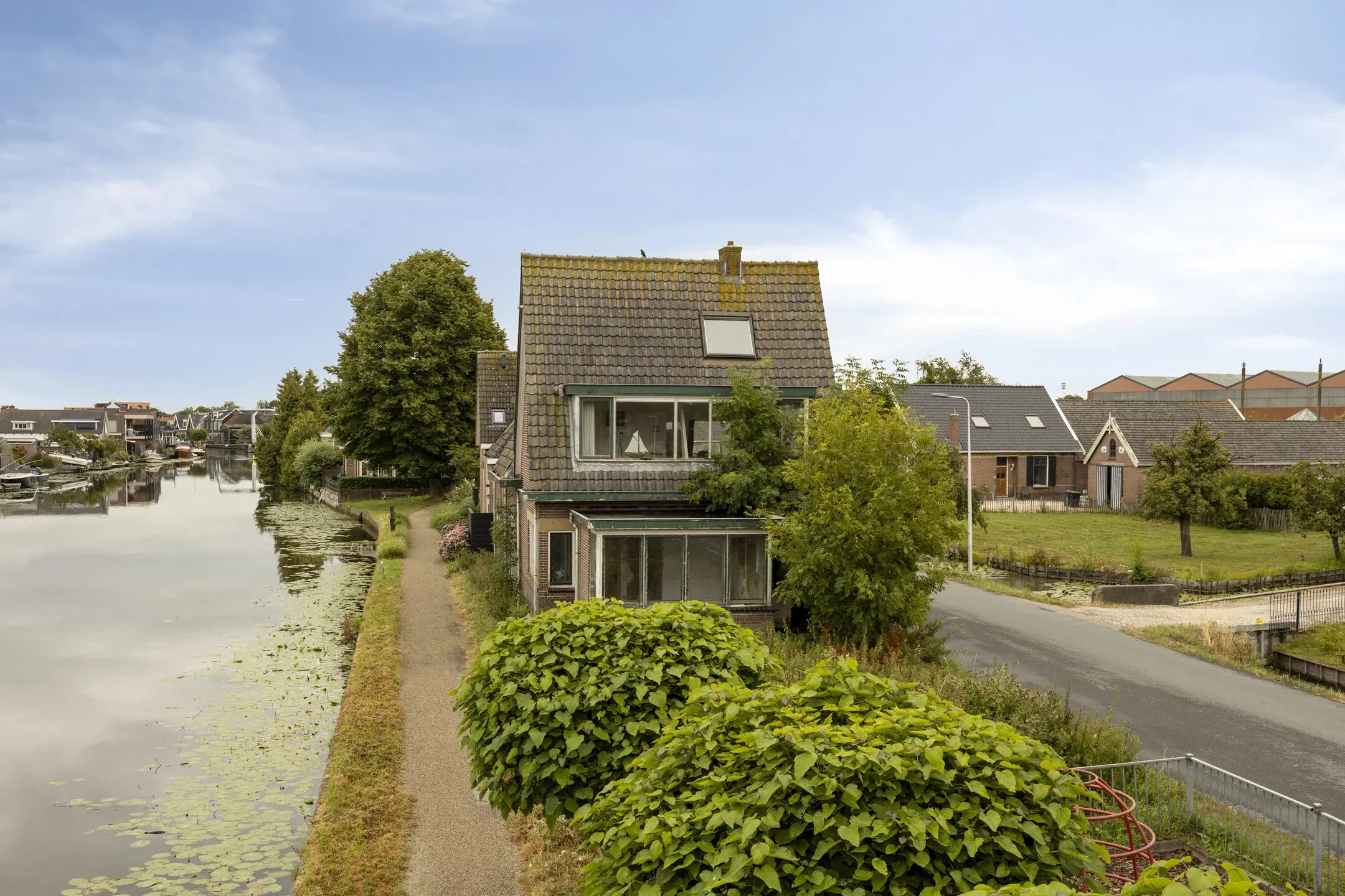 Nieuwerbrug aan den Rijn, Weijpoort 69 A